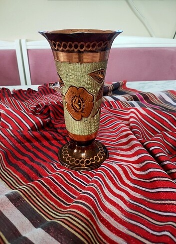 Beden kahverengi Renk Antika değerinde bakır vazo