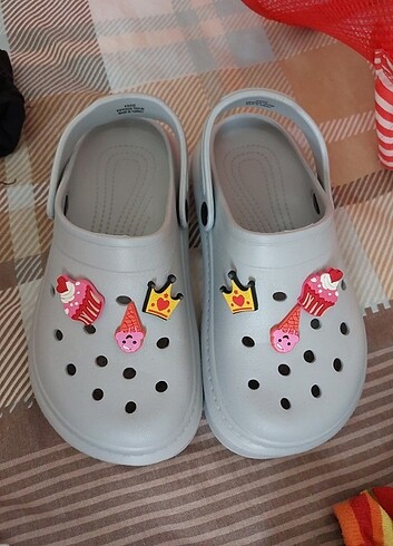 Crocs terlik