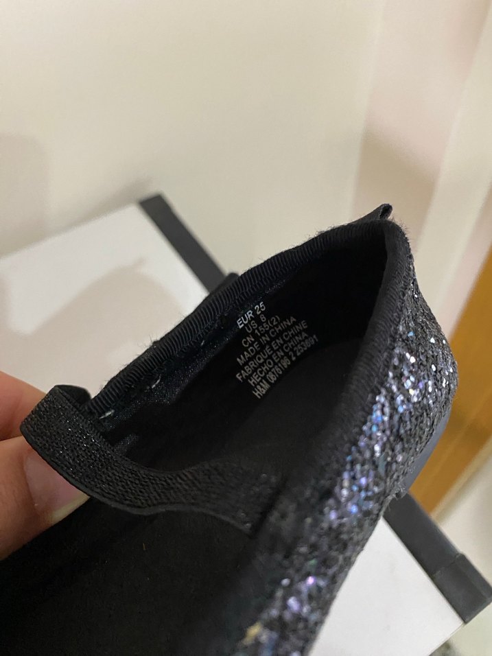 Kız Çocuk Siyah Simli Babet Ayakkabı - Görsel 3