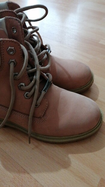 37 Beden Dockers bot 37
