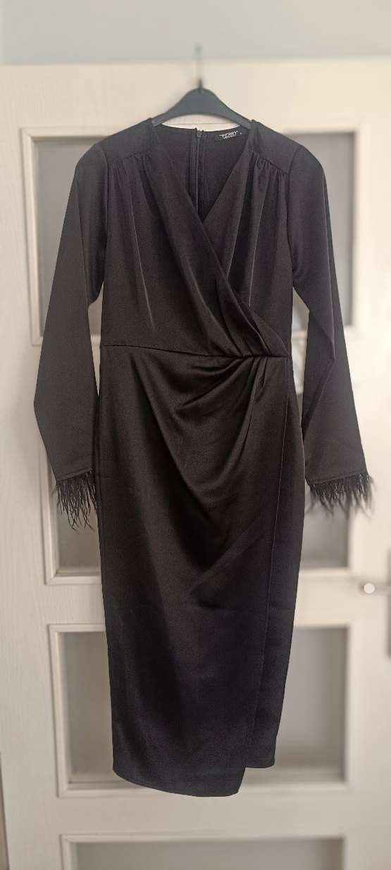 Siyah Uzun Kollu Midi Saten Elbise - Görsel 3