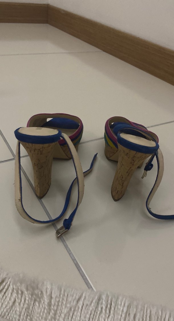 Renkli Bağcıklı Kadın Dolgu Topuklu Ayakkabı - Görsel 3