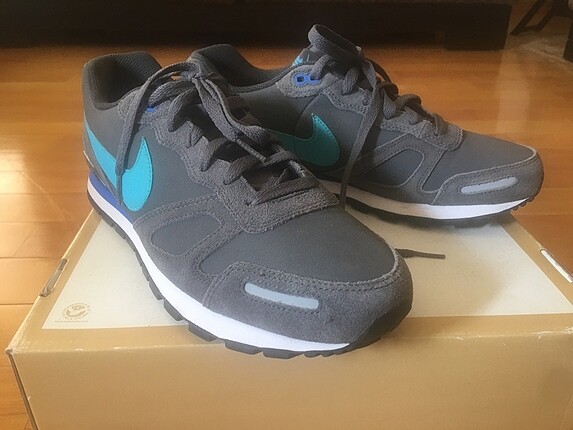 Nike spor ayakkabı