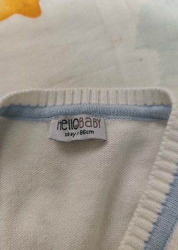 Düğmeli Uzun Kollu Beyaz hirka - Görsel 2