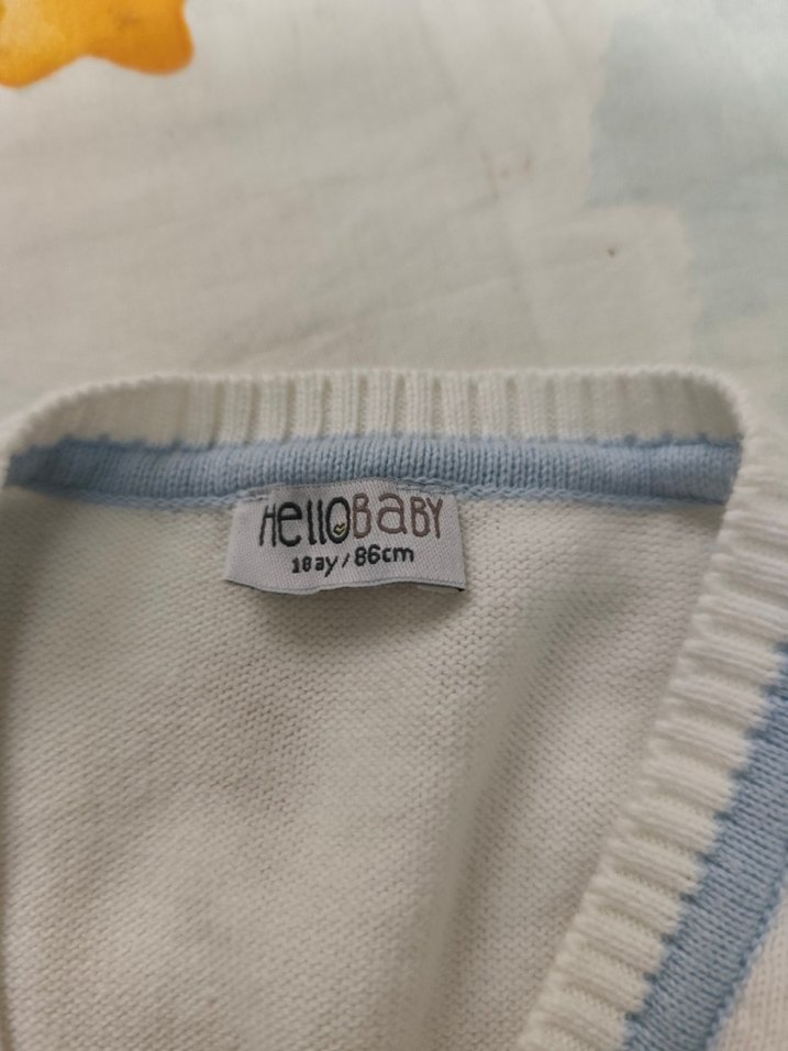 Düğmeli Uzun Kollu Beyaz hirka - Görsel 2