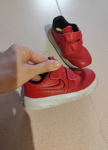 Nike az yıpranmış 