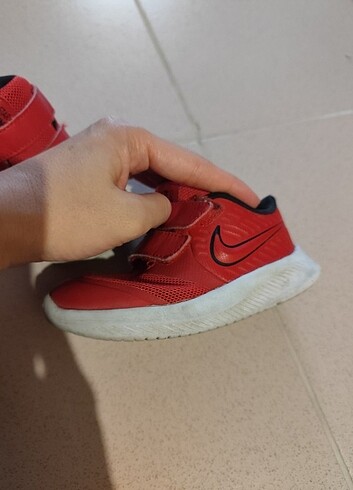 23 Beden Nike az yıpranmış 