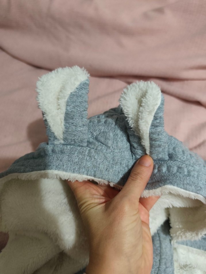 Kürk Detaylı Kapüşonlu Gri Bebek Tulumu - Görsel 2