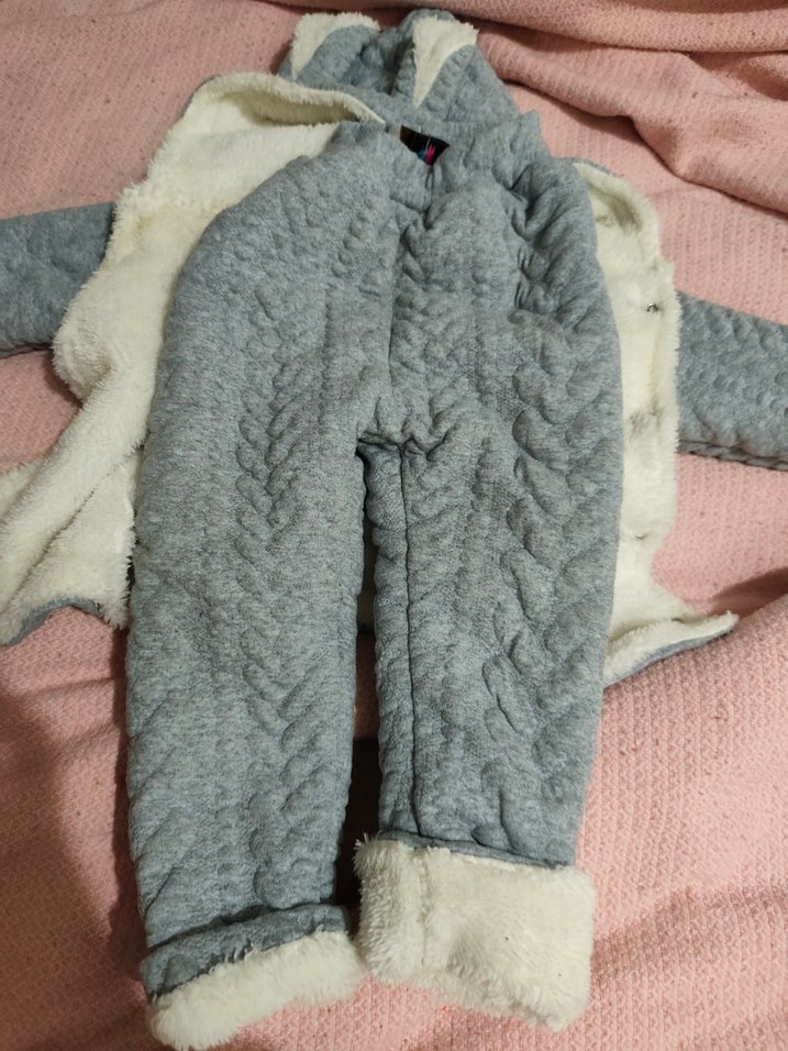 Kürk Detaylı Kapüşonlu Gri Bebek Tulumu - Görsel 4