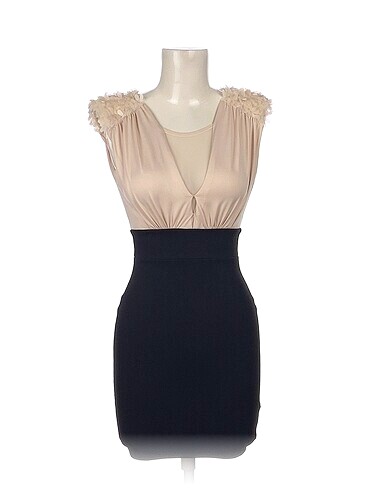 Miss Selfridge Kısa Elbise %70 İndirimli.