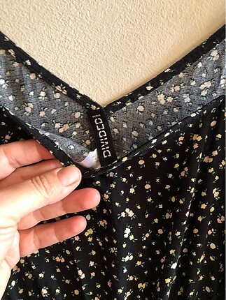 42 Beden H&M marka askılı şortlu tulum