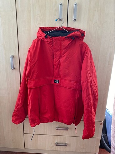 Pull and Bear Kanguru Mont