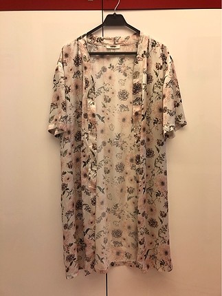 Çiçek Desenli Yazlık Kimono