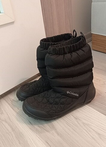 37 Beden Columbia kadin kar.botu
