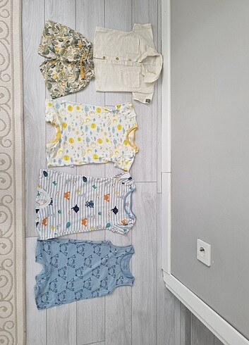 HelloBaby Toplu yazlık urunler 1 yas icin