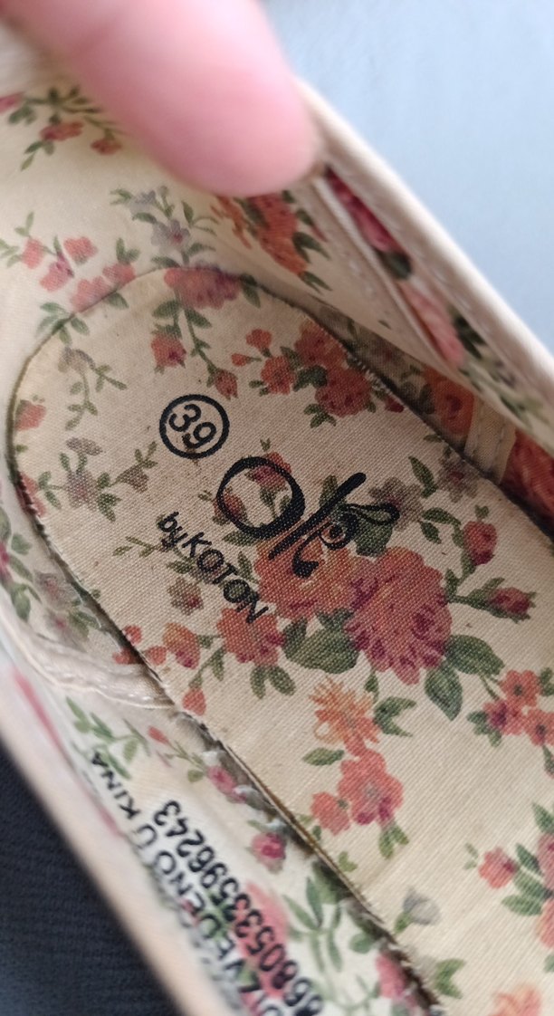 Bej Çiçekli Tokalı Kadın/ Çocuk Babet - Görsel 5