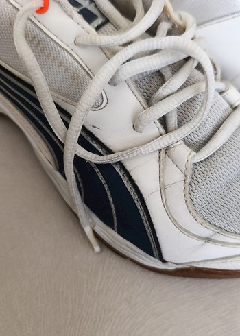 Beyaz Gri Spor Ayakkabı Puma marka orjinal - Görsel 2