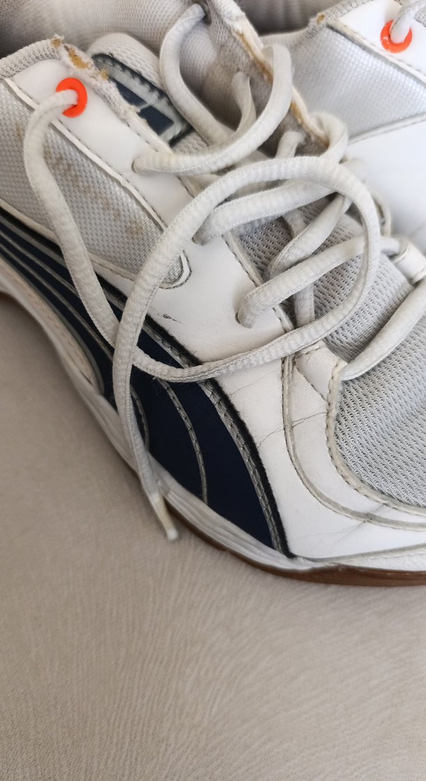 Beyaz Gri Spor Ayakkabı Puma marka orjinal - Görsel 2