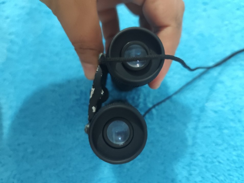 Kompakt Siyah Dürbün - Görsel 3