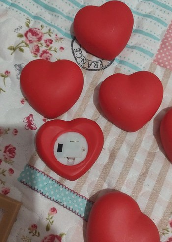 Kırmızı Kalp Şeklinde Makyaj Süngeri tane olarak 50 tl - Görsel 2