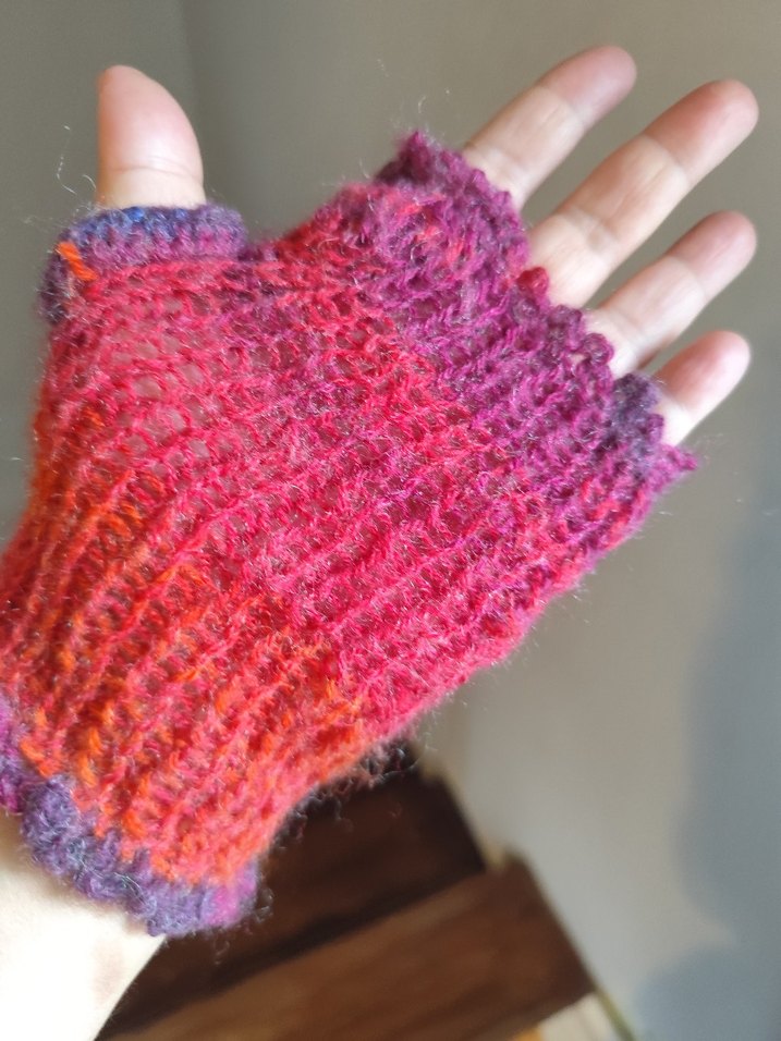 Renkli Örgü Kadın Parmaksız Eldiven - Görsel 2