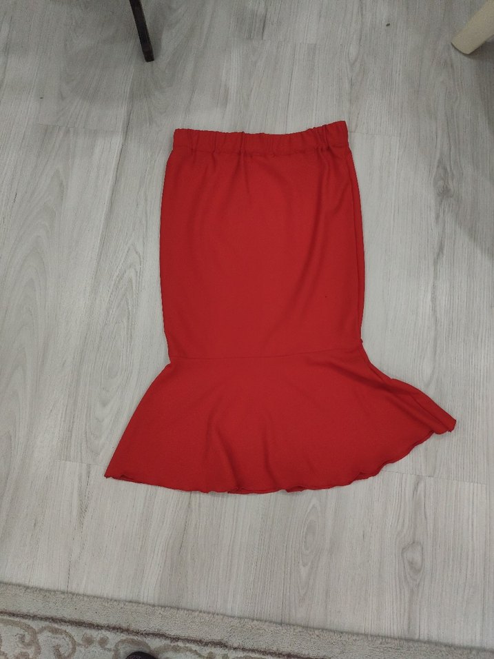 Kırmızı Volanlı Midi Hamile Eteği - Görsel 2