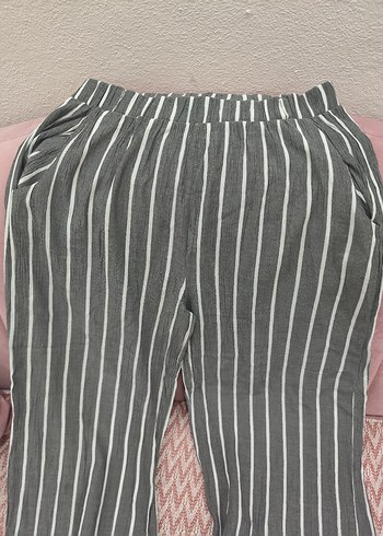 Kadın Gri Zebra Desenli Pilili Kumaş Pantolon - Görsel 2