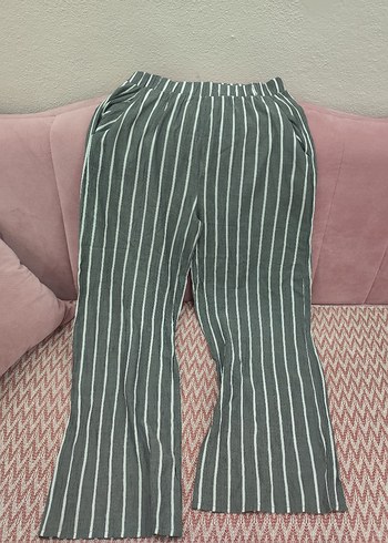 Kadın Gri Zebra Desenli Pilili Kumaş Pantolon - Görsel 3