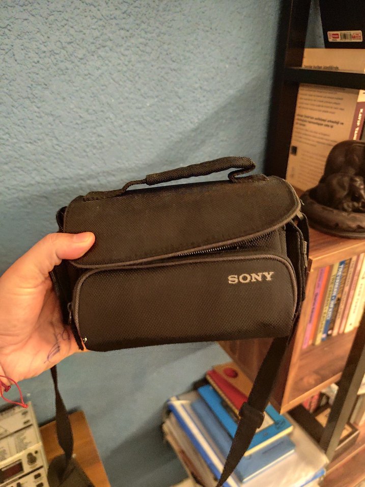 Siyah kamera Omuz Çantası Velcro Kapamalı - Görsel 2