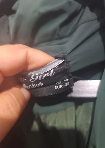 Kemerli Uzun Yeşil Kadın Kışlık Mont - Görsel 3