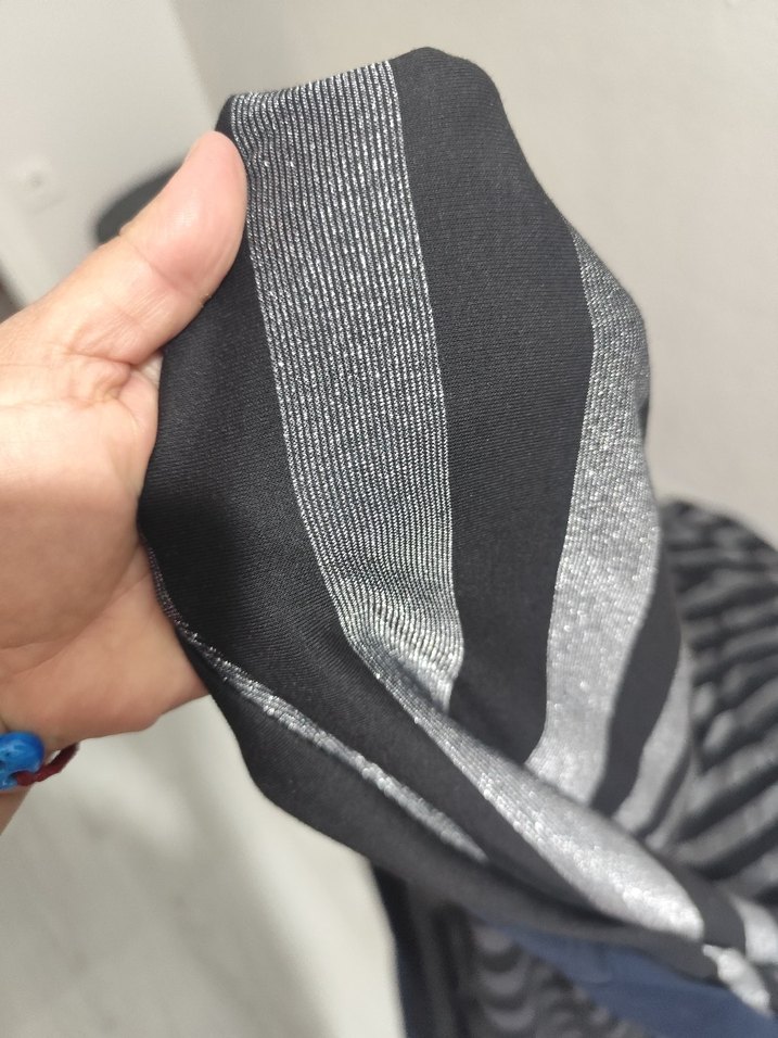 Kadın Mor Pileli Goth Tarzı Şal 2 metre kumas - Görsel 2