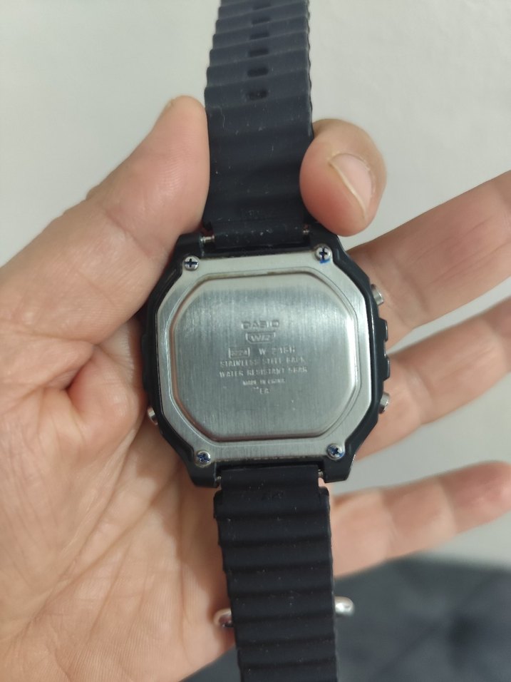 Casio Siyah Dijital Erkek Saat orjinal - Görsel 3