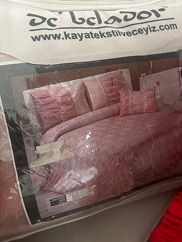 Yatak örtüsü