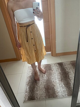 Butikten alinmis bir urundur hicbir lekesi yok utusuz sadece sta