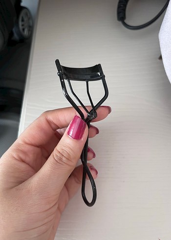 MAC Mac Kirpik Kıvırıcı