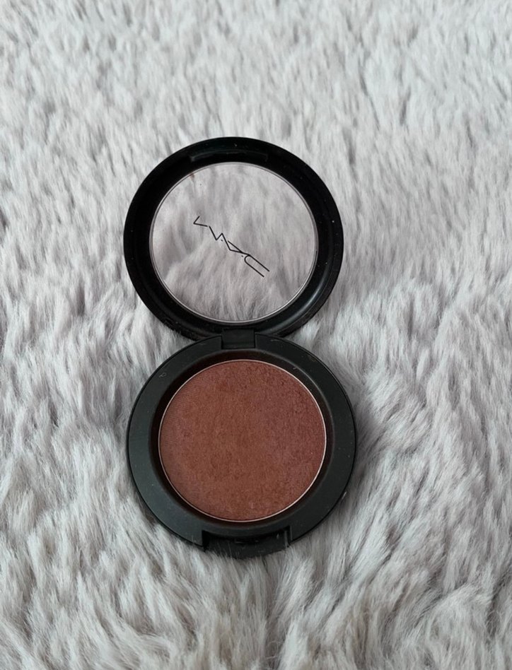 MAC Koyu Bej Allık - Görsel 2