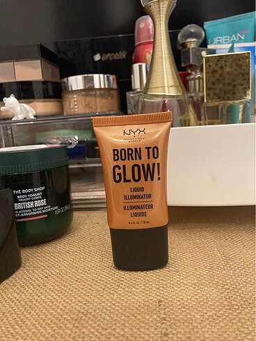 Nyx aydınlatıcı