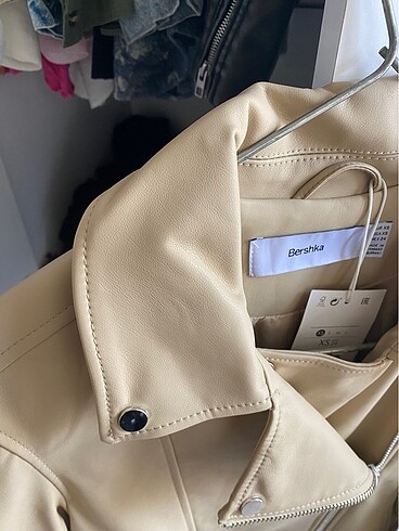 xs Beden Bershka deri ceket