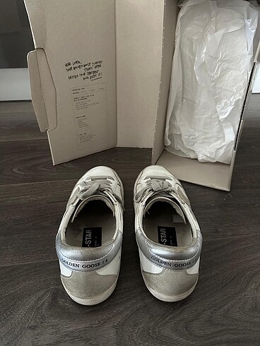 39 Beden beyaz Renk Golden Goose Unisex Ayakkabı