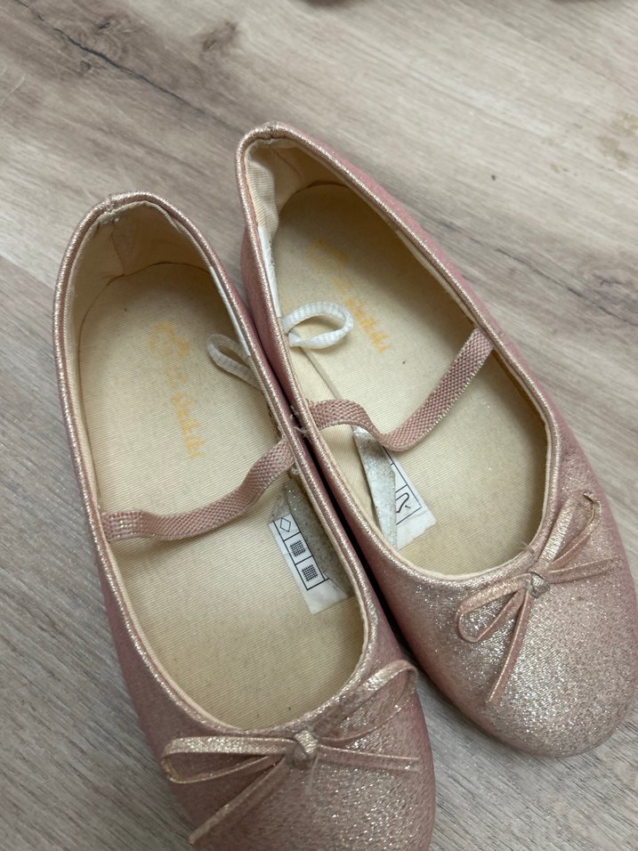 Pembe Klasik Fiyonk Detaylı Kız Babet - Görsel 2