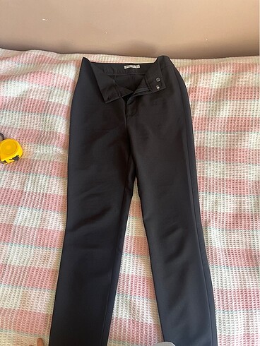 s Beden STRADİVARİUS KUMAS PANT 36 beden
