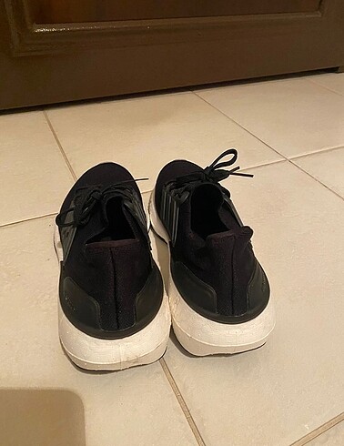 37,5 Beden siyah Renk Adidas Ultraboost Light Ayakkabı