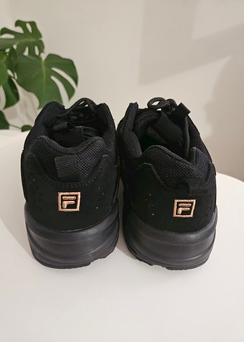 37 Beden FILA Spor Ayakkabı
