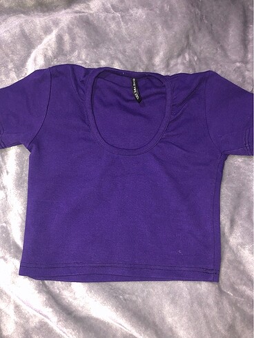 crop tshirt