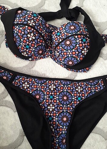Alt üst bikini arkadan bağlamalı 