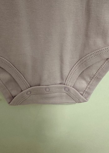 HelloBaby Beyaz Puantiyeli Kolsuz Bebek Body