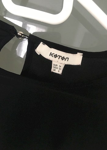 Koton Kadın Siyah Uzun Kollu Fırfırlı Bluz