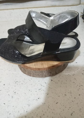 Kız Çocuk Siyah Rugan cırtlı Gotik Tokalı Özel Ayakkabı - Görsel 7