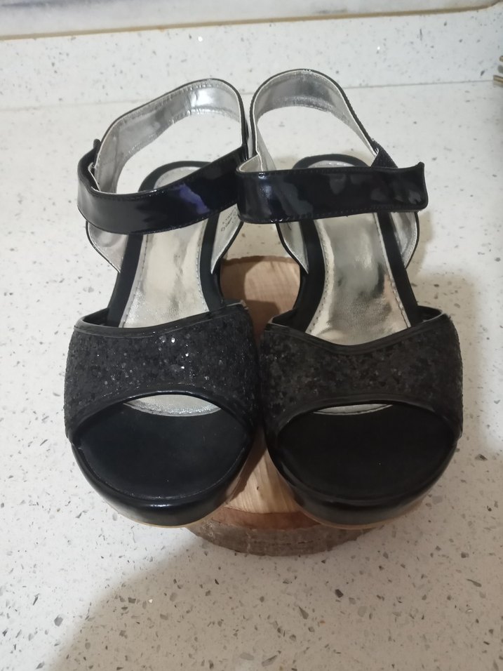 Kız Çocuk Siyah Rugan cırtlı Gotik Tokalı Özel Ayakkabı - Görsel 3