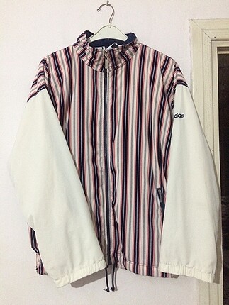 Adidas yağmurluk